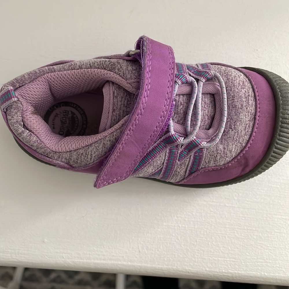 Osh Kosh B’gosh shoes - Picture 5 of 16